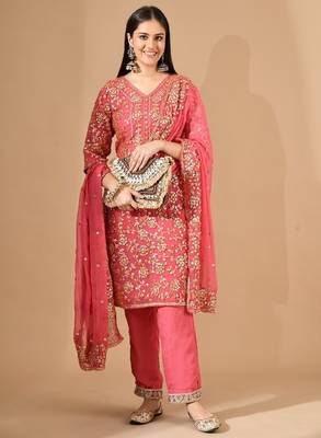 pink chiffon kurta set with gotta work 5