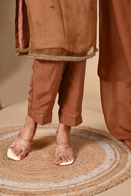Greenish brown hue kurta set with zardozi cutdana and pearl work 5