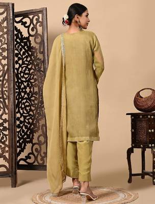 Mehndi green kurta set with  zardozi dabka and sequins work 2