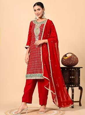 Red kurta set with gotta applique zardozi and sequins work 3