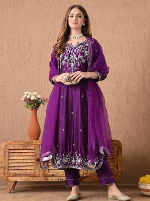 Astonishing purple kurta set with zardozi sippy pearl and cutdana work 4