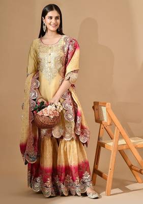 Golden & pink-golden garara set with gotta work 5