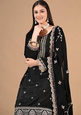 Black sharara set with zardozi & gotta embroidery 5