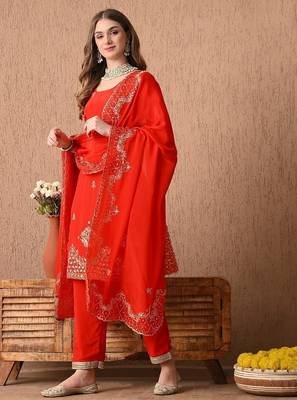  red kurta set with excellent zardozi and sequins work 1