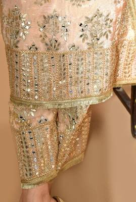 Peach kurta set with gotta mirror & zardozi work 4