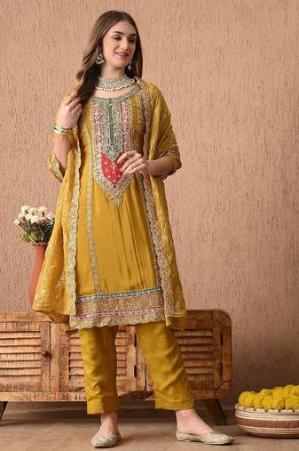 Evergreen yellow kurta set with thread zardozi and sequins work