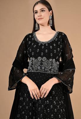 Black georgette sharara set with thread & crystal embroidery 5