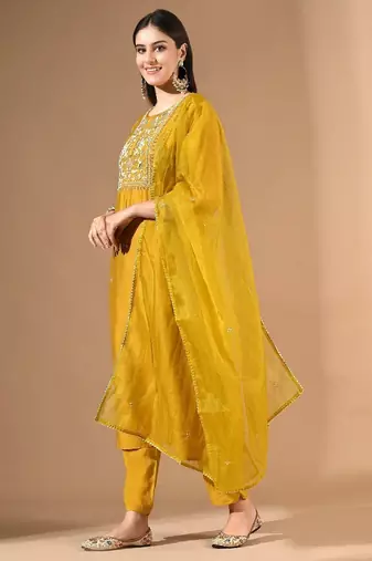 Yellow chanderi cotton kurta set with pearl & thread work