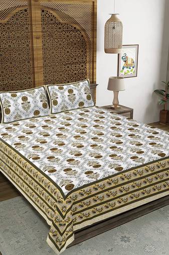 Rudra bazaar green  210 tc cotton double king bedsheet with 2 pillow covers