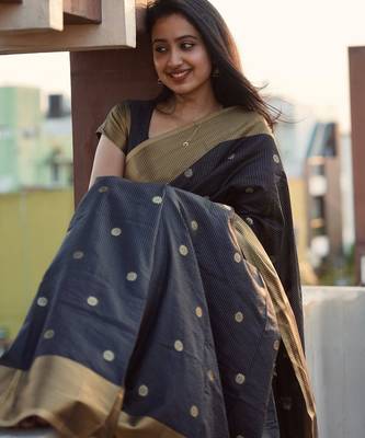 Black silk blend saree with blouse 1