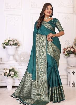 Green Color Traditional Dola Silk Saree 4