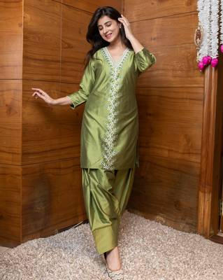 Olive green floral embroidered co-ord set 4