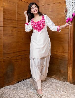 Cream & pink embroidered co-ord set 5