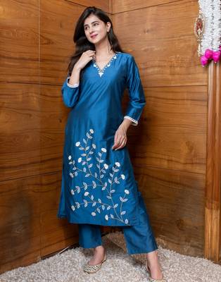 Floral blue embroidered co-ord set 2