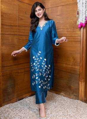 Floral blue embroidered co-ord set 4