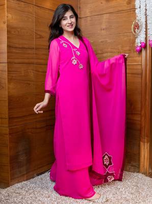 Rani pink 3d embroidered suit set 4