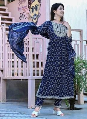 Navy blue women embroidered bandhani printed aline kurta pant with dupatta set 3