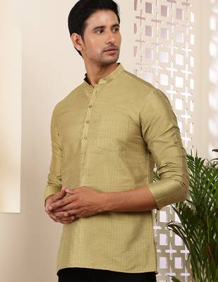 Men olive gold textured viscose blend short kurta with mandarin collar 1