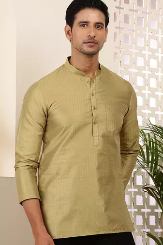 Men olive gold textured viscose blend short kurta with mandarin collar