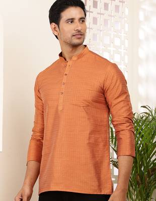 Men rust orange textured viscose blend short kurta with mandarin collar 1