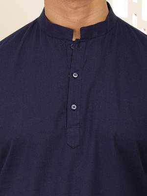 Men's midnight blue cotton blend short kurta with mandarin collar 4