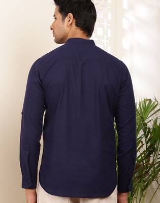 Men's midnight blue cotton blend short kurta with mandarin collar 5