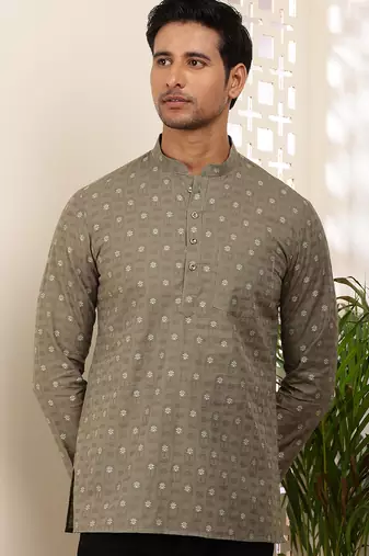 Men olive cotton short kurta with embroidered motifs and mandarin collar