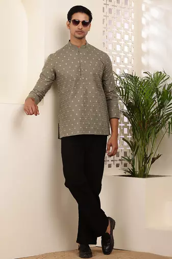 Men olive cotton short kurta with embroidered motifs and mandarin collar