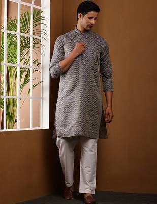 Men's grey viscose blend kurta with printed detailing 1