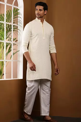 Men's off-white woven viscose blend kurta with straight hem