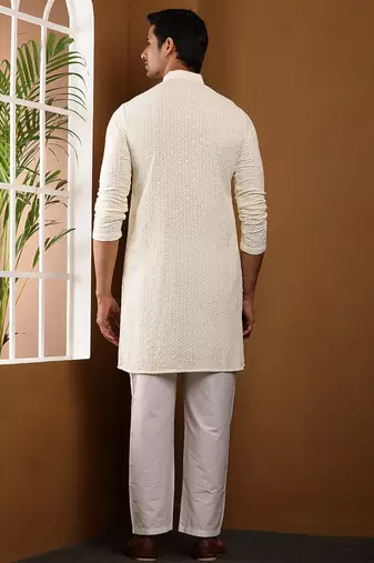 Men's off-white woven viscose blend kurta with straight hem
