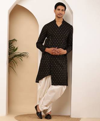 Men's black printed cotton kurta with traditional motifs 4
