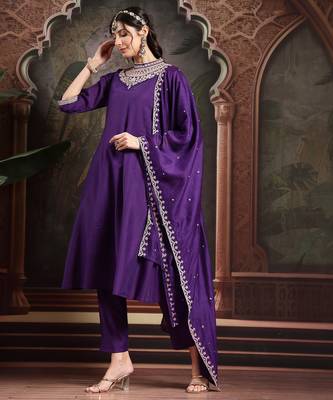 purple dori embroidery a-line kurta trouser dupatta set 2