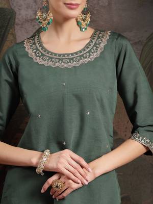 green silk blend embroidered straight kurta dupatta palazzo set 4