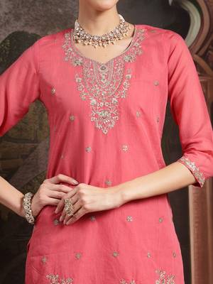 pink silk blend embroidered straight kurta dupatta palazzo set 4