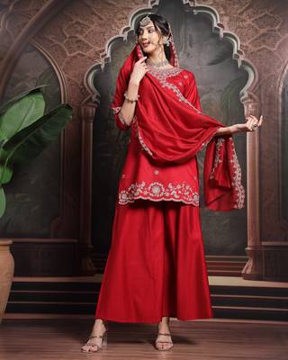 red embroidered straight kurta palazzo dupatta set have a lining kurta 1