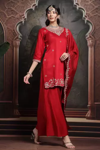 red embroidered straight kurta palazzo dupatta set have a lining kurta