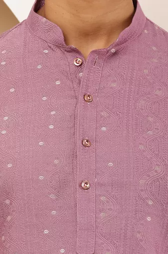 Men's magenta viscose blend kurta with rich sheen