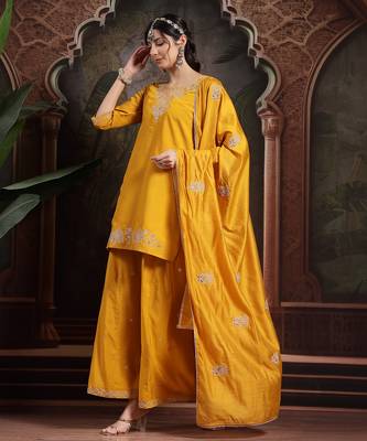 yellow embroidered straight kurta palazzo dupatta set 2