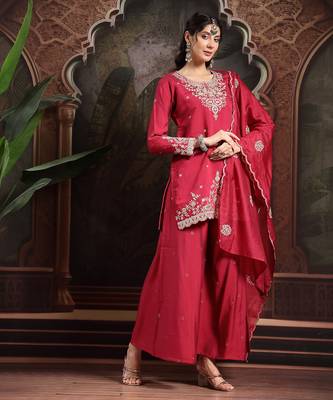 pink embroidered straight kurta palazzo dupatta set 5