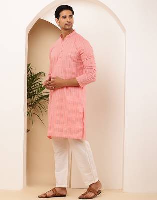 Men's coral pink cotton kurta with all-over print 4