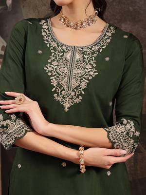 green silk blend kurta dupatta palazzo set 4