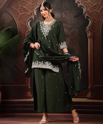 green silk blend kurta dupatta palazzo set 5