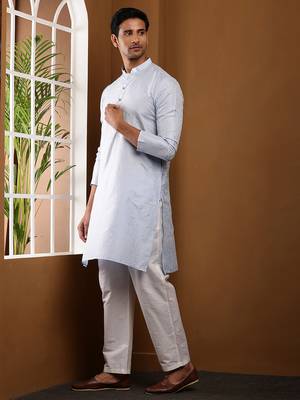 Men's light blue viscose blend kurta with textured pattern 3