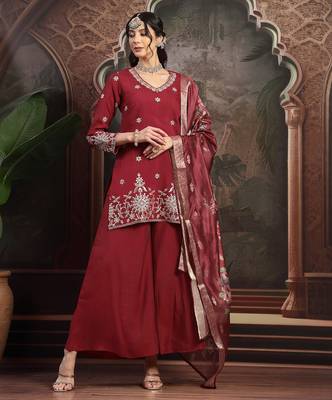 maroon mul chanderi short kurta palazzo set 1