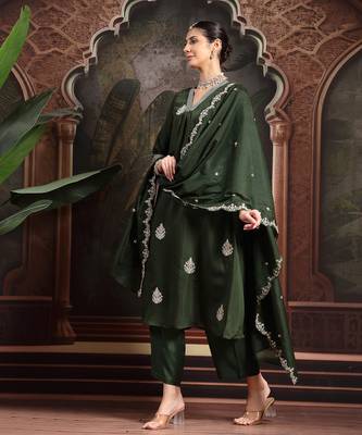 olive mul chanderi a-line kurta trouser set 2