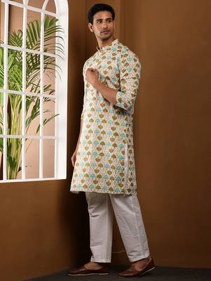Men's off-white viscose blend kurta with all-over geometric print 3