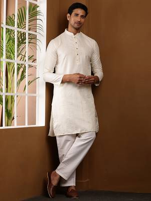 Men's beige viscose blend kurta with self-texture and mandarin collar 3