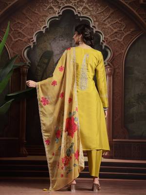 lime green thread-work a-line kurta trouser dupatta set 3