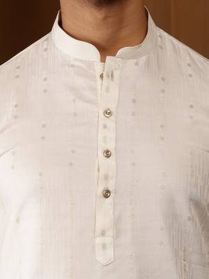 Men's beige viscose blend kurta with self-texture and mandarin collar 5